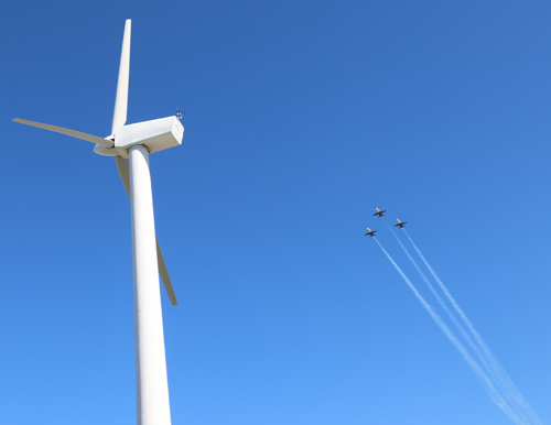 NASA flyover at Browns game - Three Freedom 250 F-5 jets