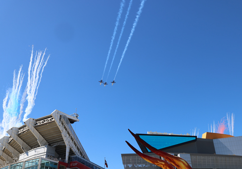 NASA flyover at Browns game - Three Freedom 250 F-5 jets