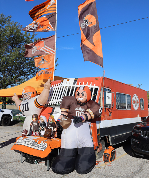 Cleveland Browns Tailgate in the Muni Lot