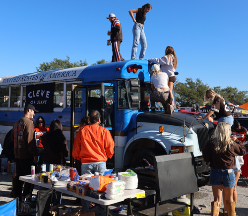 Cleveland Browns Tailgate in the Muni Lot