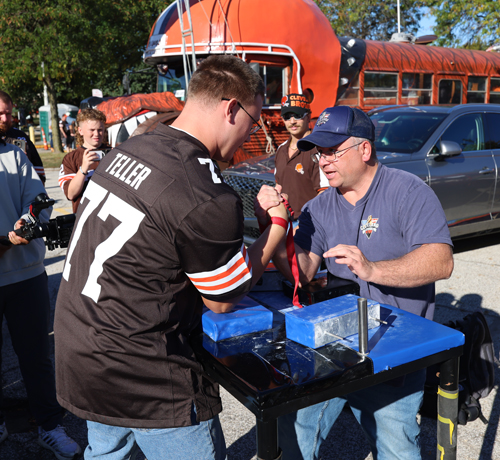 Cleveland Browns Tailgate in the Muni Lot