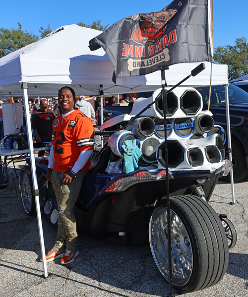 Cleveland Browns Tailgate in the Muni Lot